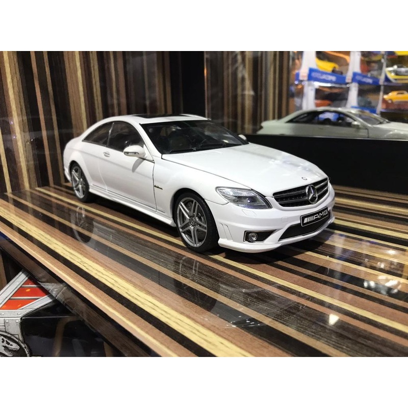 1/18 Diecast Mercedes-Benz CL63 AMG White AUTOart Scale Model Car