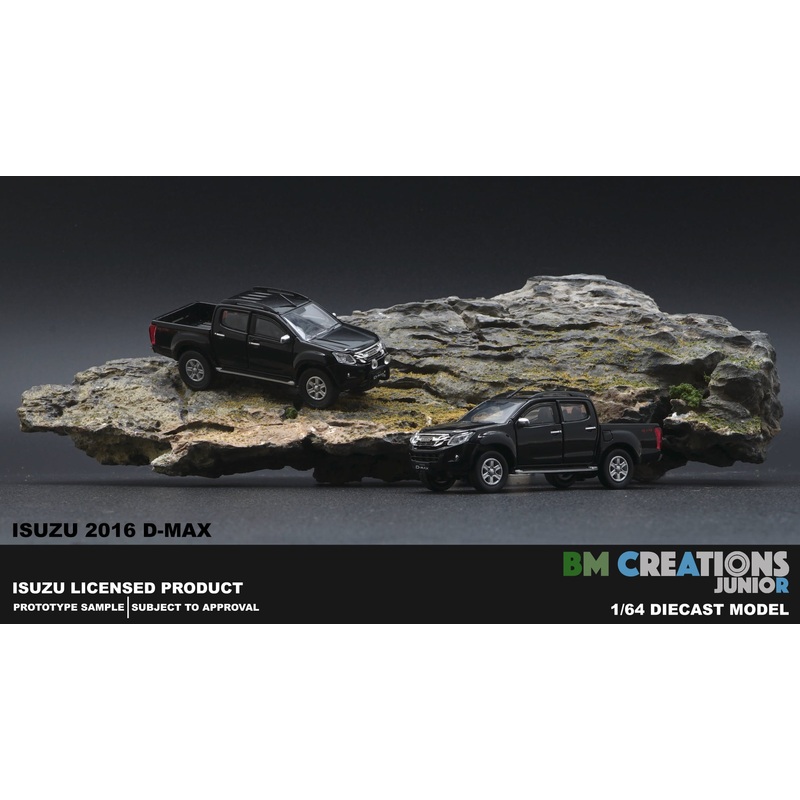 BM Creations 1:64 ISUZU 2016 D-MAX Black RHD
