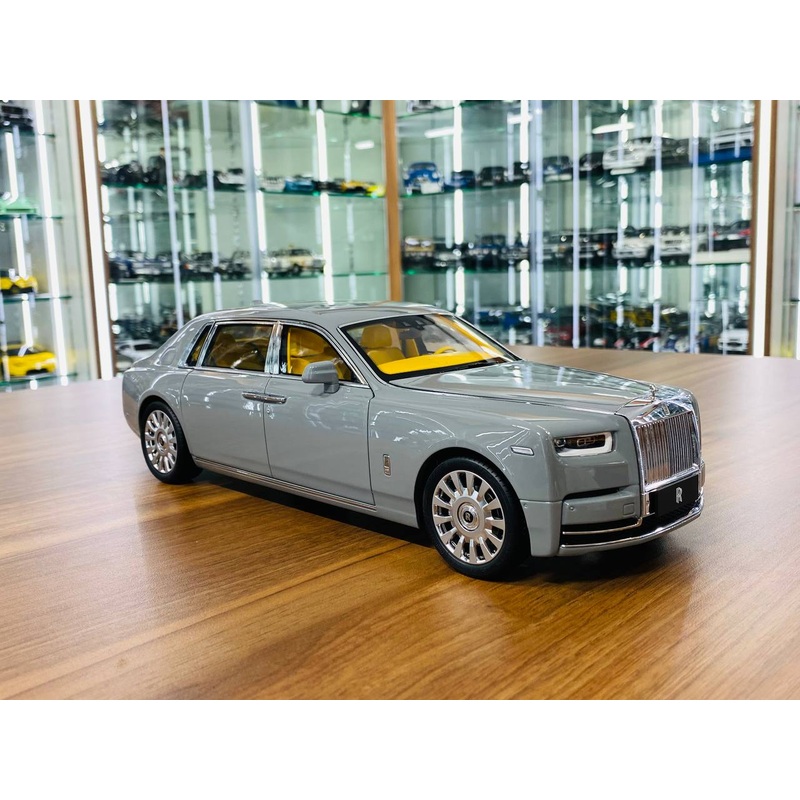 1/18 Diecast Metal Full Opening - Rolls-Royce Phantom 8 by Kengfai, Grey