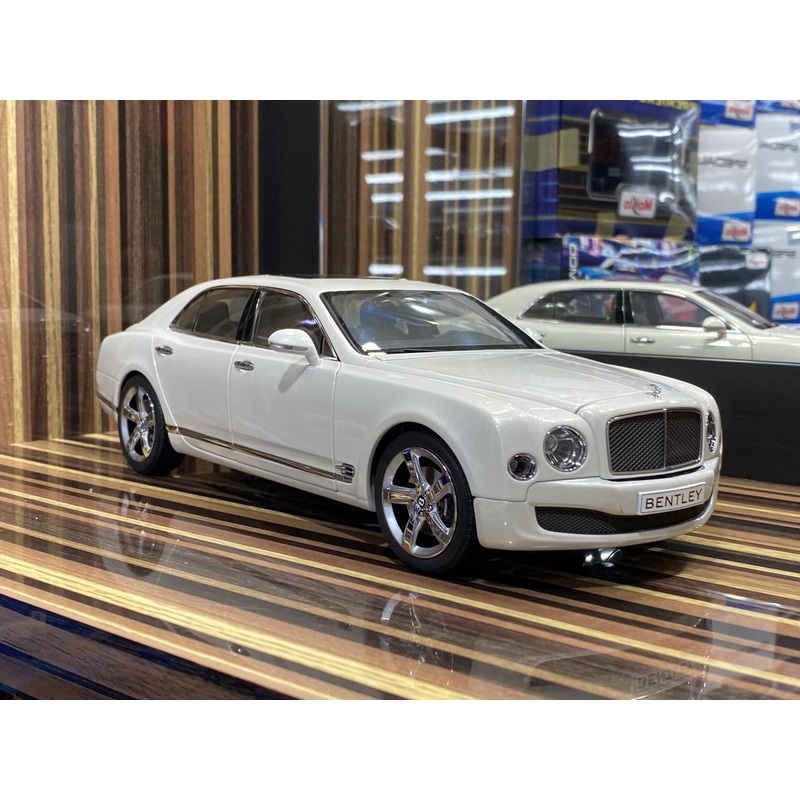 1/18 Diecast Bentley Mulsanne Speed White Kyosho Scale Model Car