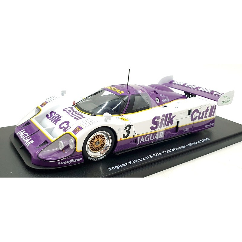 CMR 1/18 Scale CMR202 - Jaguar XJR12 #3 Silk Cut Winner Le Mans 1990