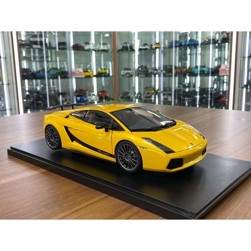 1/18 Diecast Lamborghini Gallardo Superleggera  Metallic Yellow | AUTOart | Full Opening