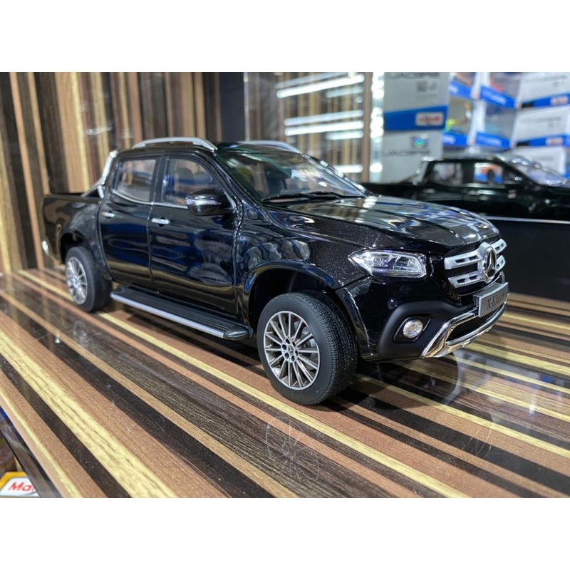 1/18 Diecast Mercedes-Benz X-Class Black Norev Scale Model Car