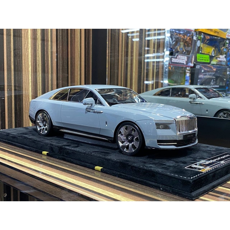 1/18 Rolls-Royce Spectre Strom Grey  Rolls-Royce Motor Cars