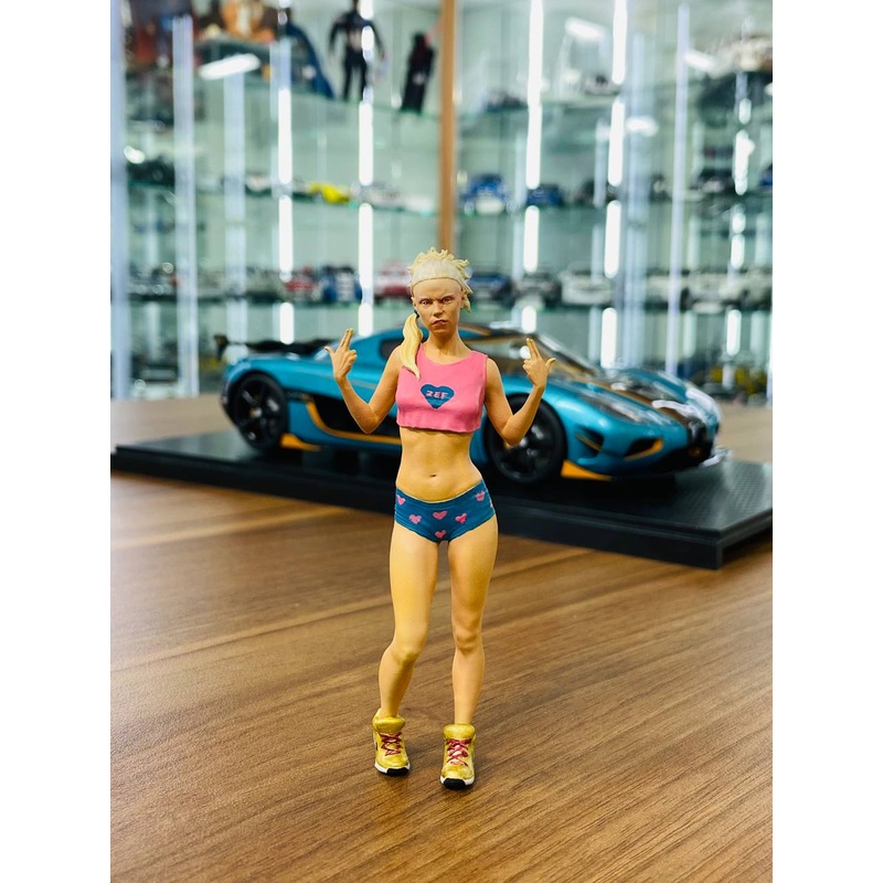 1/18 Scale Figure (Hand Made / Painted) Yolandi Visser