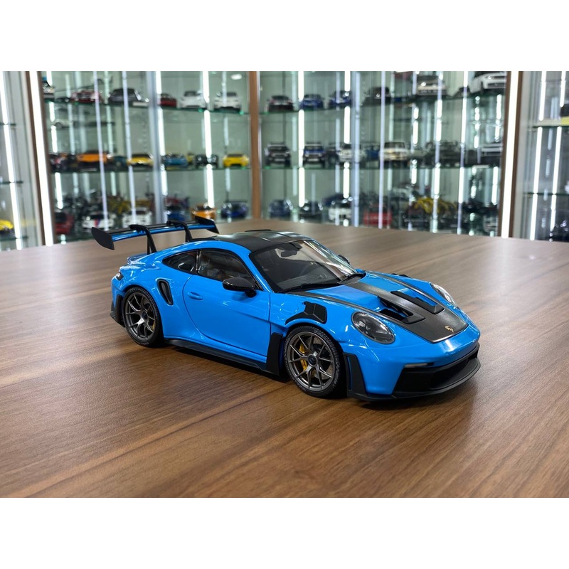 1/18 Diecast   Minichamps Porsche 911 (992) GT3 RS 2024 Weissach Paket in Blue