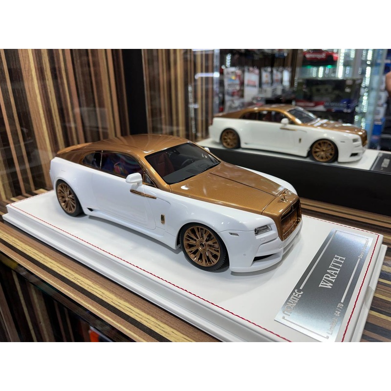 Davis & Giovanni Rolls Royce Wraith 1/18 Resin Model - White/Gold