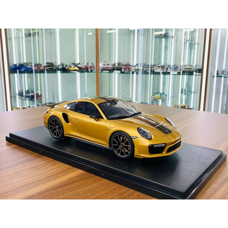 GT Spirit Porsche 911 Turbo S Resin Model - Gold | 1/18 Scale, Limited Edition
