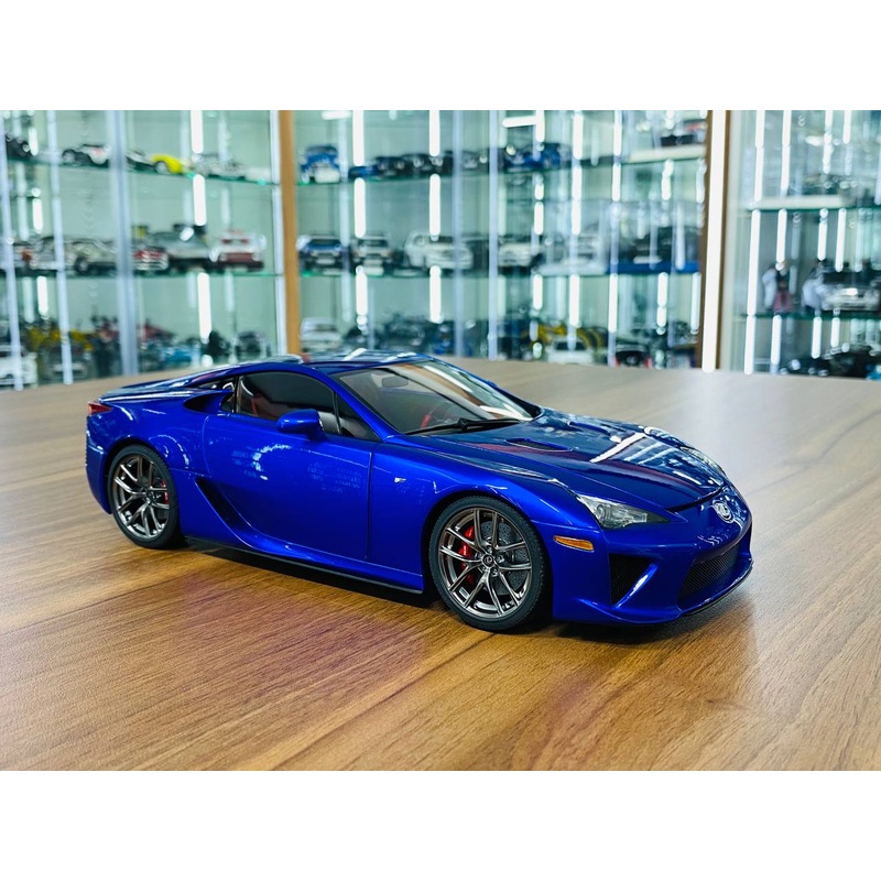 1/18 Diecast Metal Model  Full opening  AUTOart Lexus LFA Blue
