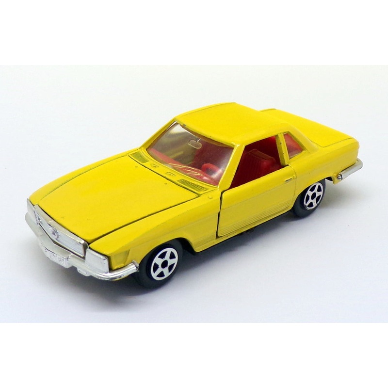Norev Jet Car 1/43 Scale Model Car 821 - Mercedes Benz 350 - Yellow