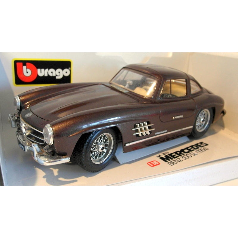 Burago 1/18 Scale Diecast - 3015 Mercedes Benz 300 SL 1954 Brown