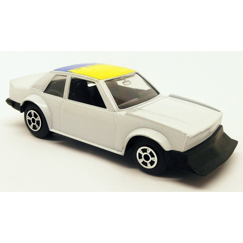 Polistil 1/40 Scale Diecast 05110 - Opel Ascona 400 Ricambi