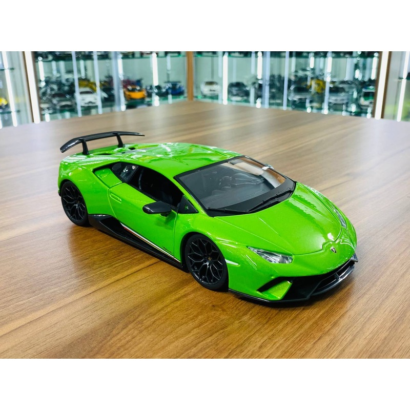 1/18 Diecast Full opening  Maisto Lamborghini Huracan perfomante in Green