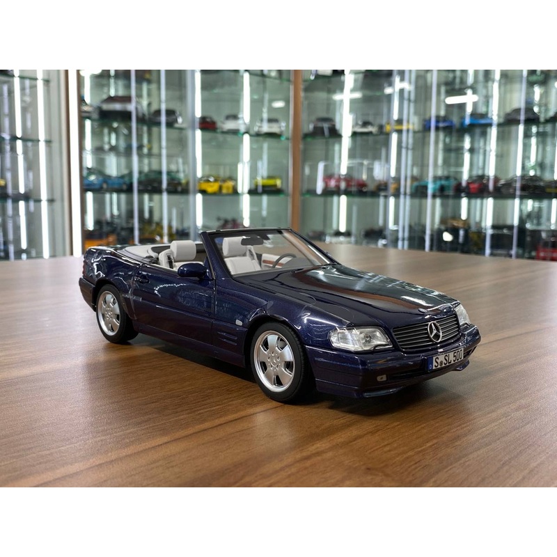 1/18 Diecast  Norev Dealer Edition Mercedes-Benz SL 500 (19982001) in Azure Blue
