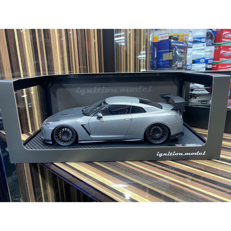 1/18 Diecast Nissan GT-R R35 Grey Ignition model Miniature Car