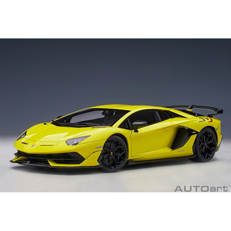 AUTOart Lamborghini Aventador SVJ Giallo Tenerife (Pearl Yellow) 1:18