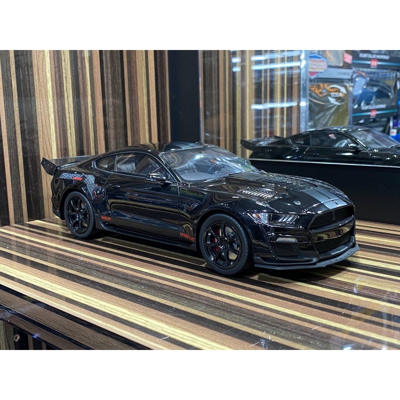 1/18 Diecast Ford Mustang Shelby GT500 Dragon Snake Black GT Spirit Model Car