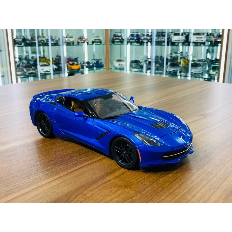 1/18 Diecast Full opening  Maisto Chevrolet Corvette Stingray Z51 2014 Blue