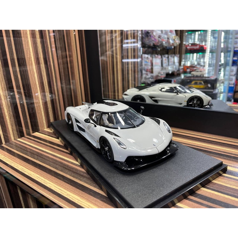 GT Spirit Koenigsegg Jesko Absolut - 1/18 Resin Model, Not Opening - Grey