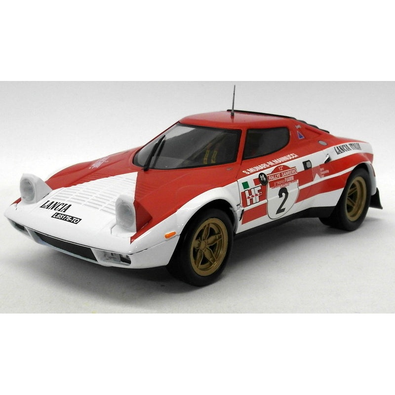 Triple9 1/18 Scale - T9-1800175 Lancia Stratos #2 Winner Sanremo Rally 1974