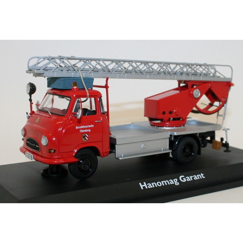 Schuco 1/43 Diecast Fire Engine - 03241 Hanomag Garant Feuerwehr mit bachert