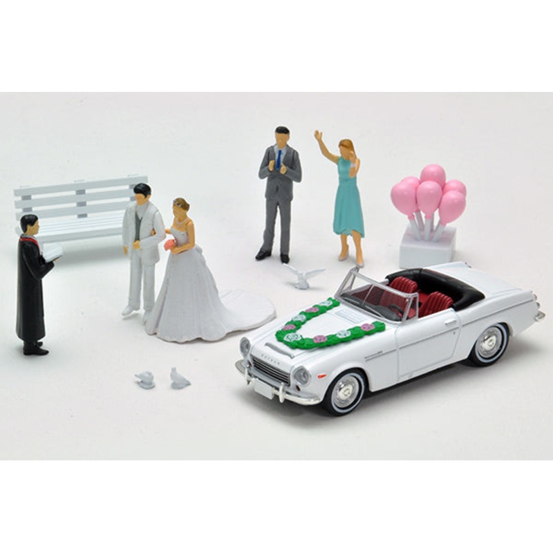 Tomica Limited Vintage 1/64 Diocolle 64 # Car Snap 13a Wedding