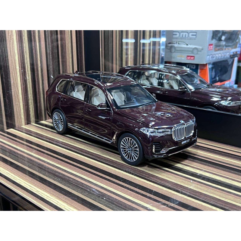 1/18 Diecast BMW X7 Maroon Kyosho Scale Model Car
