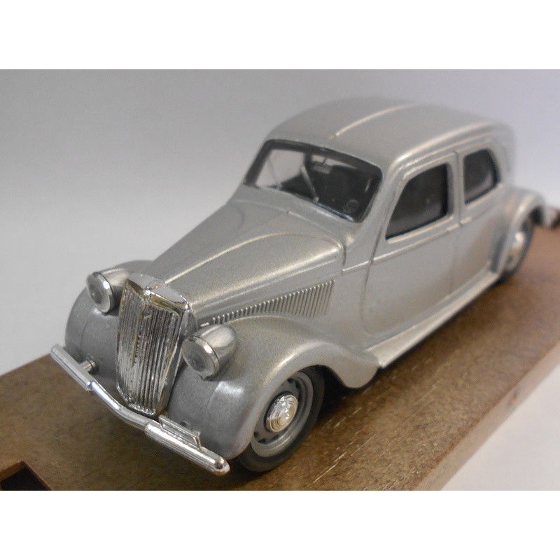 Brumm 1/43 Scale Metal Model - R58 LANCIA APRILIA BERLINA 47HP 1936-48