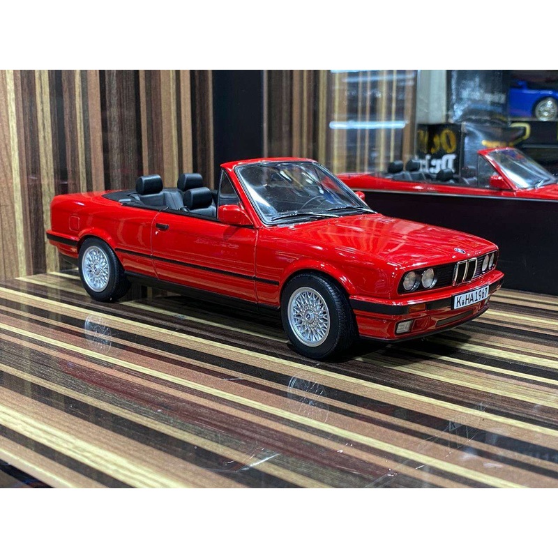 1/18 Diecast BMW 318i Cabriolet Red Norev Scale Model Car