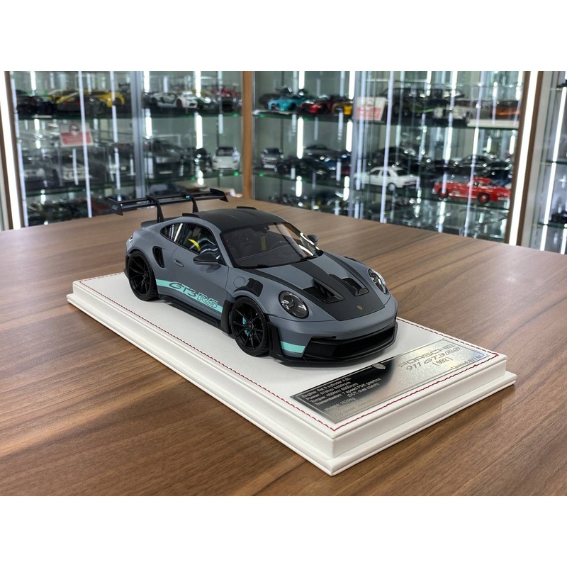 1/18 Resin model Davis & Giovanni Porsche 911 GT3 RS (992) Maty grey, turquoise livery Limited- 8 pcs