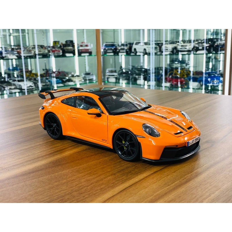 1/18 Diecast Maisto Porsche 911 GT3 Orange
