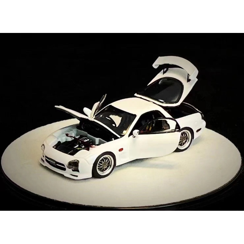 PGM 1/64 RX-7 FD3S White|Base|Deluxe