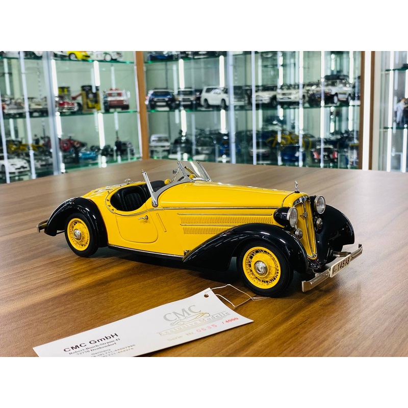 1/18 Diecast - CMC Audi Front 225 Roadster 1935 in Yellow/Black, Limited to 4000 Pieces