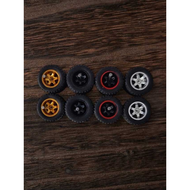 Rubber tires wheels (set 4) 1:64w-18