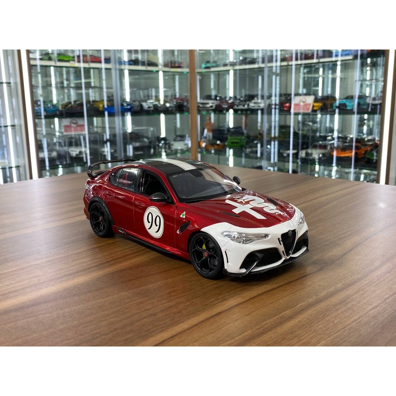 1/18 Diecast Bburago Alfa Romeo Giulia GTAm #99 Dark Red