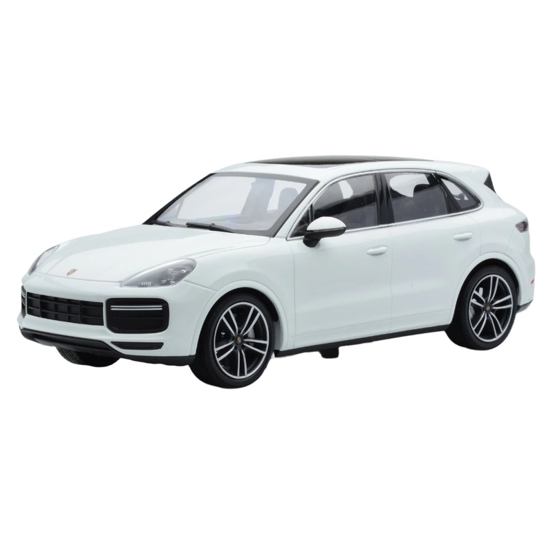 Minichamps 2017 Porsche Cayenne Turbo S Coupe White 1:18