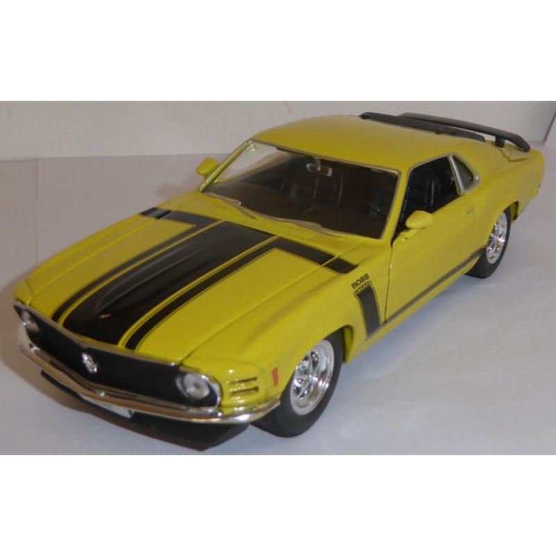 Welly Ford Mustang Yellow - 1:24 Scale