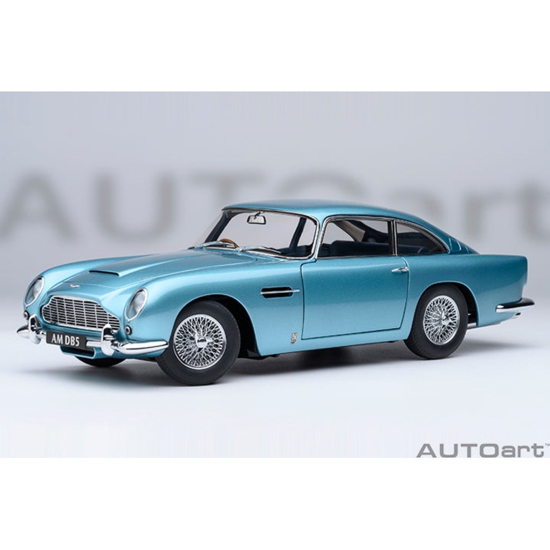 AUTOart Aston Martin DB5 Caribbean Pearl Blue 1:18