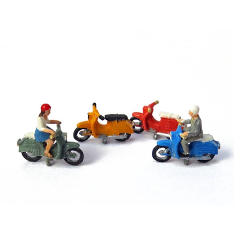 Simson KR51 swallow, 4x with 2 Figures