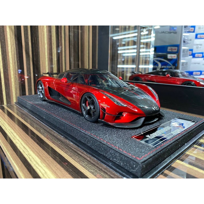 1/18 Diecast Koenigsegg Regera Fronti Art Red Miniature Car
