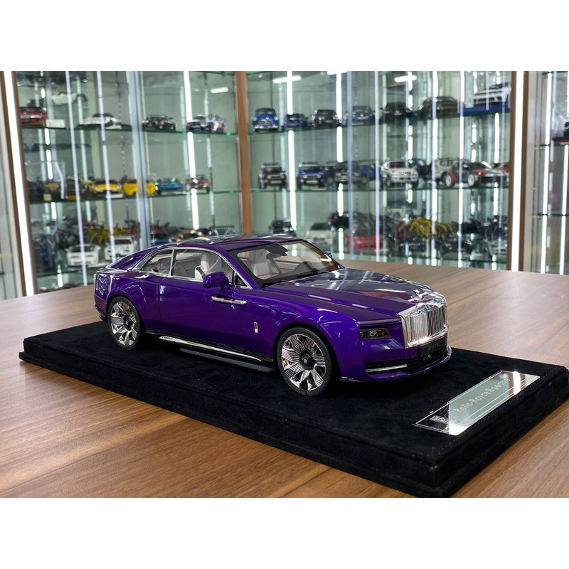 1/18 Resin Model - Rolls Royce Spectre Purple by DF Model