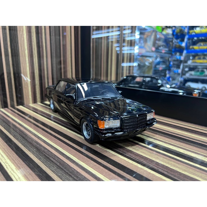 1/18 Diecast Mercedes-Benz 450 SEL 6.9 AMG Black IVY Models Scale Model Car