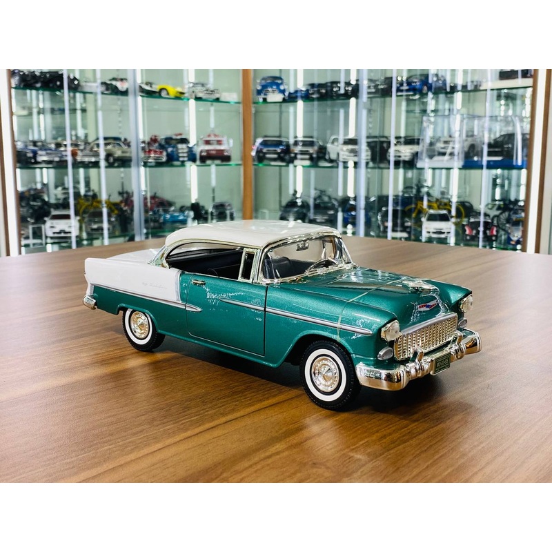 1/18 Diecast MotorMax Chevy bel air 1955 Green