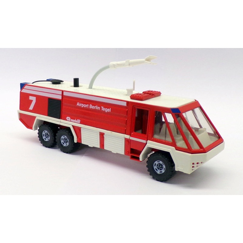 Siku 1/55 Scale Diecast 3722 - Rosenbauer Airport Fire Engine Berlin Tegal