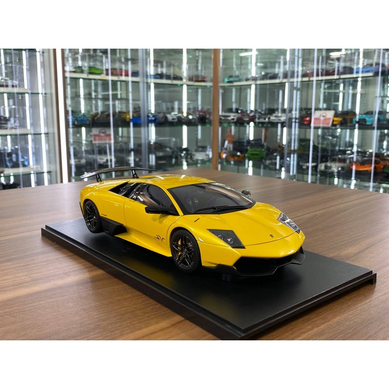 1/18 Diecast Lamborghini Murcilago LP670-4 SV Giallo Orion Yellow  Autoart Full Opening