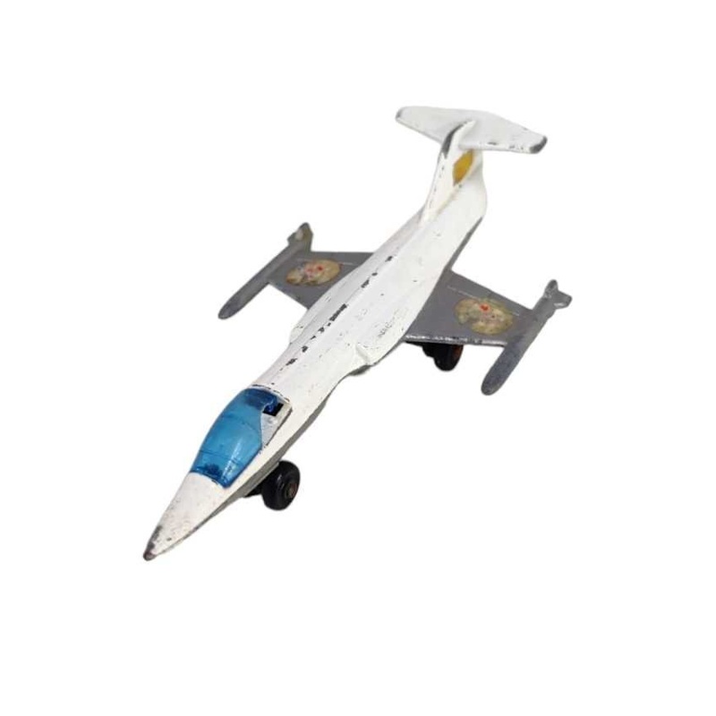 Matchbox star fighter (Colour fade)
