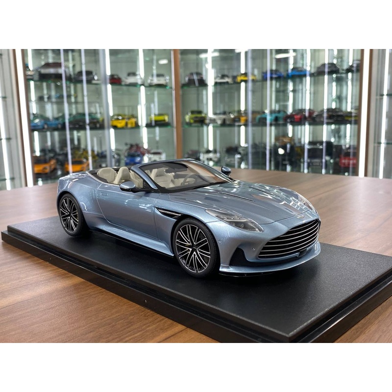 1/18 Resin Model GT Spirit Aston Martin DB12 - Blue / Volante Limited Edition