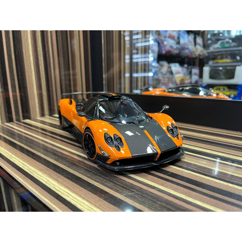 Almost Real Pagani Zonda F - 1/18 Diecast Model, All Opening - Orange/Carbon