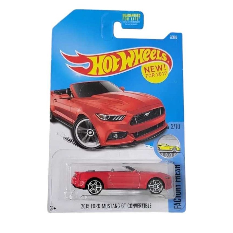 Hotwheels 2015 ford mustang gt convertible
