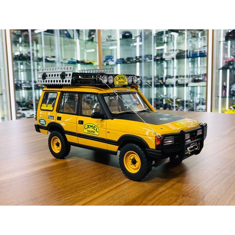 1/18 Diecast Land Rover Discovery Series 1 Camel Trophy Kalimantan 1996 Almost Real Scale Model Car